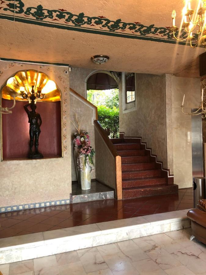 Hotel Inn Galerias อากวสคาเลียนเทส ภายนอก รูปภาพ